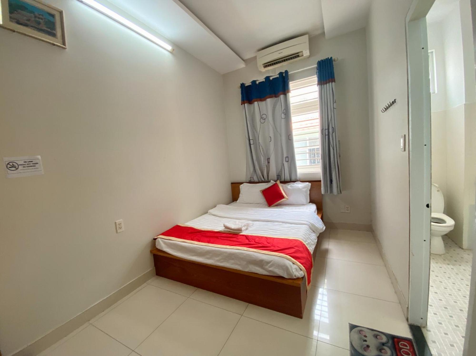 Lucky Hotel 胡志明市 外观 照片