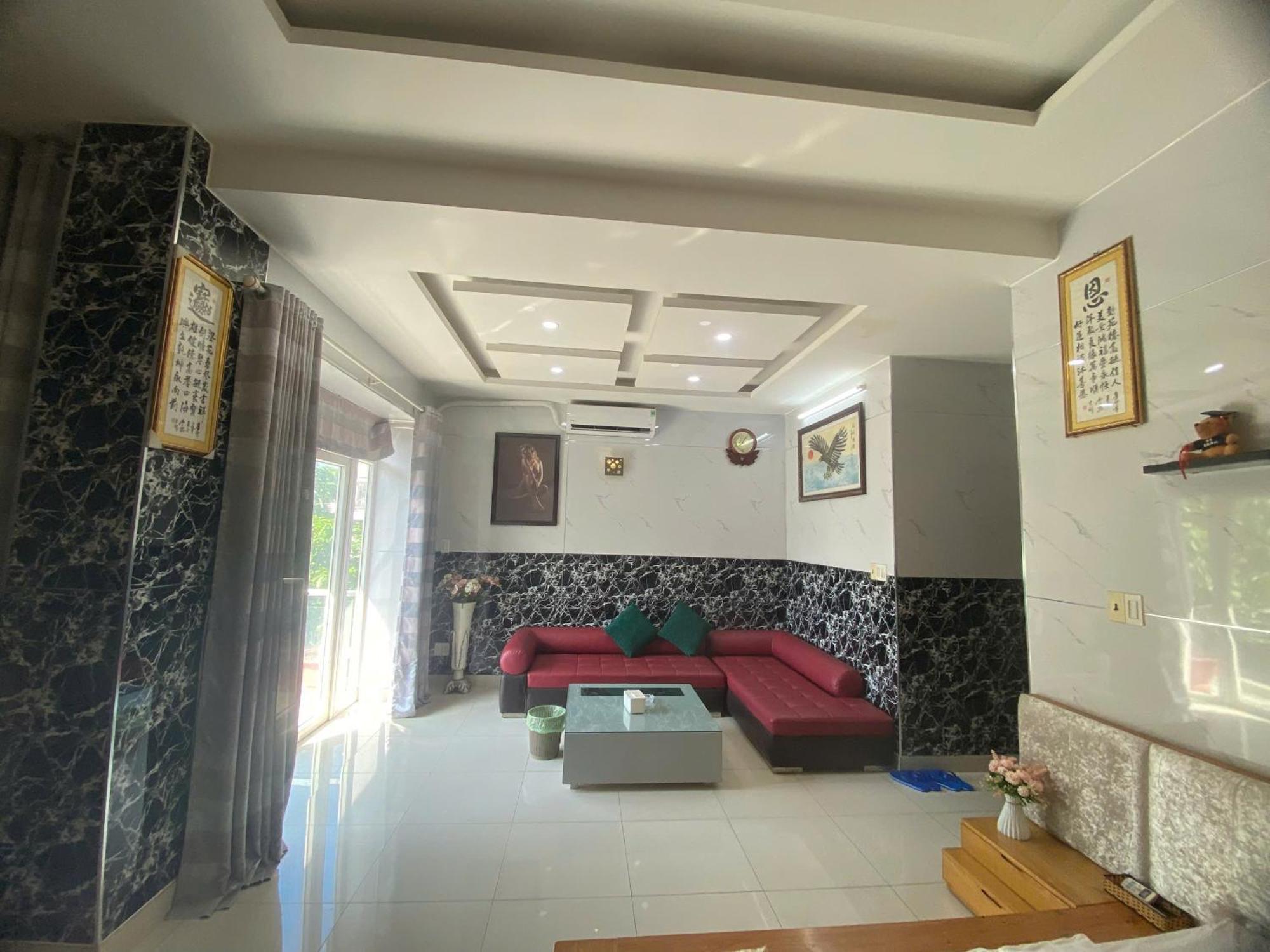Lucky Hotel 胡志明市 外观 照片